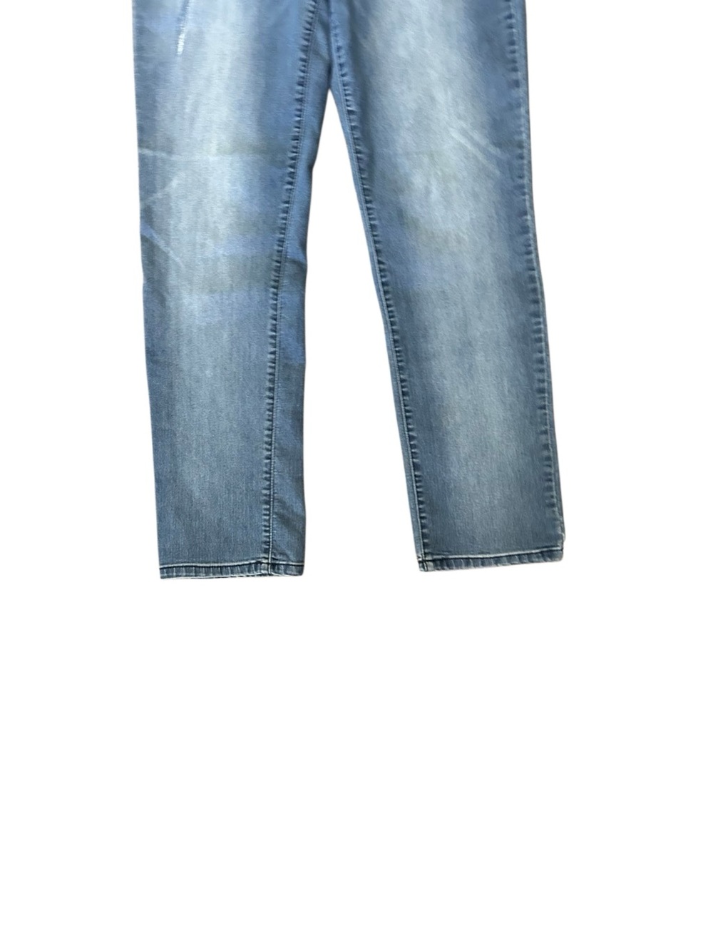 Democracy Classic Mid-Rise Straight Leg Jeans. Size 6. - Picture 7 of 11